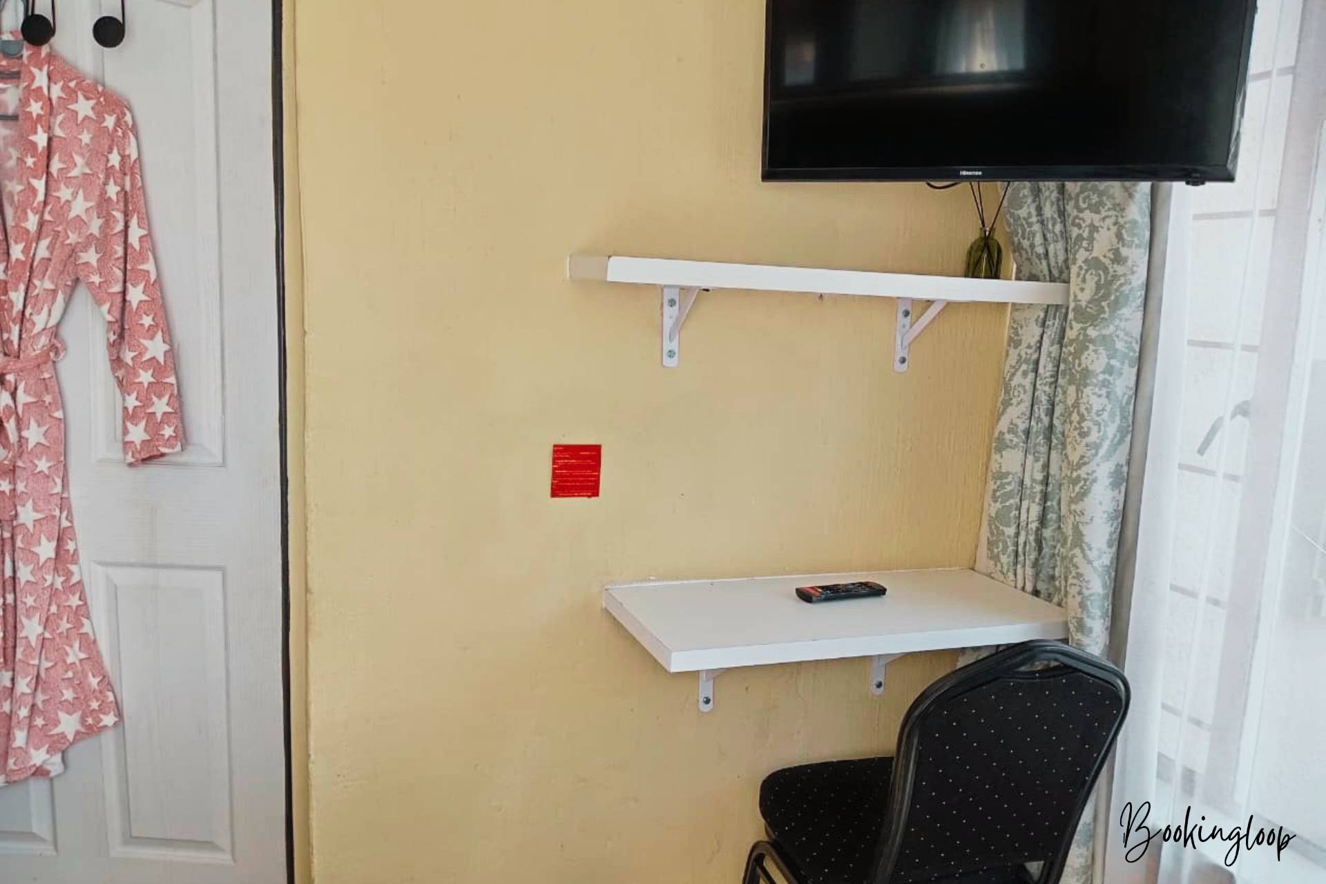 Greenland Room 5